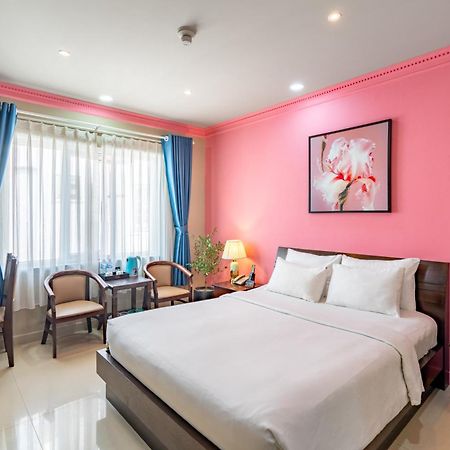 La Serena Hotel & Apartment Ho Chi Minh City Exterior photo