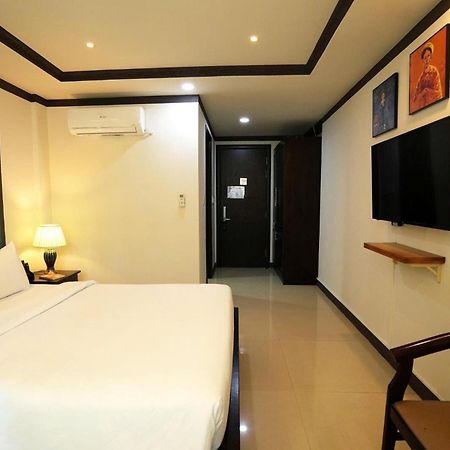 La Serena Hotel & Apartment Ho Chi Minh City Exterior photo