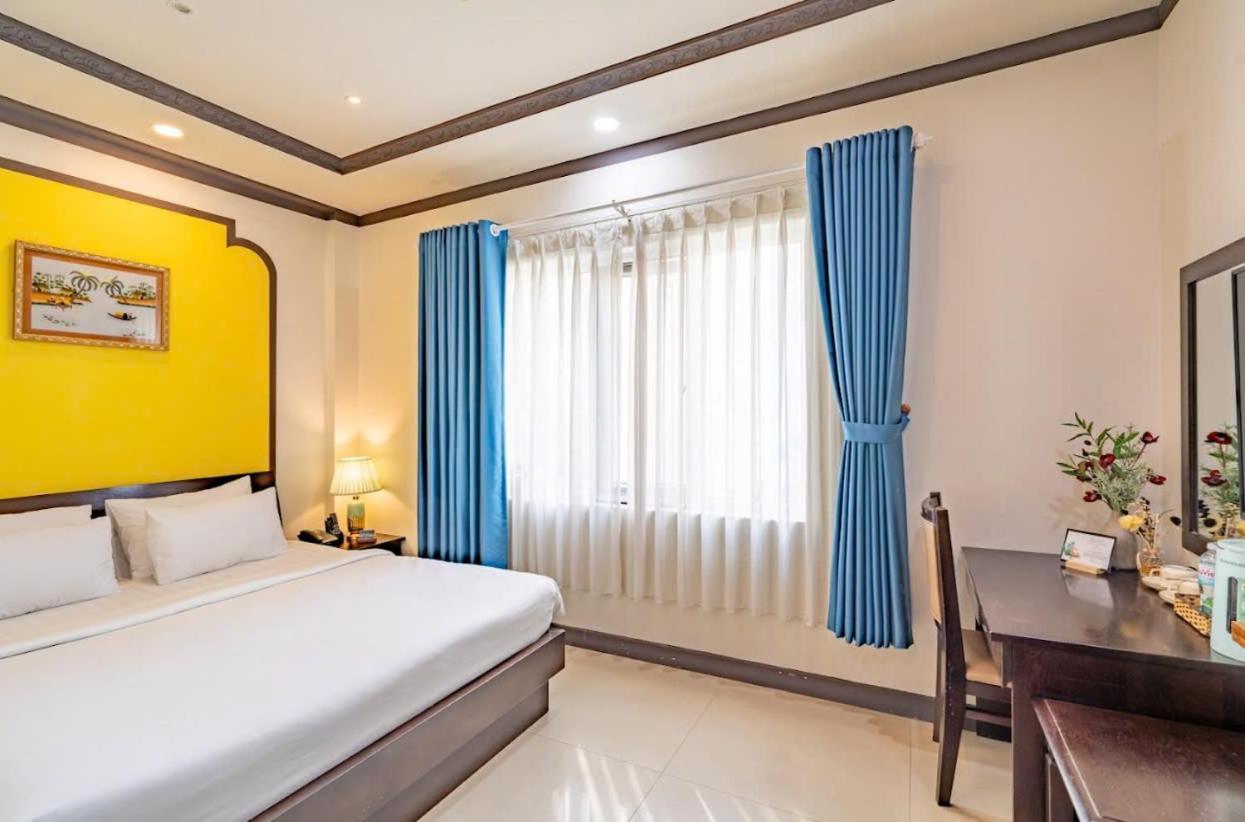 La Serena Hotel & Apartment Ho Chi Minh City Exterior photo