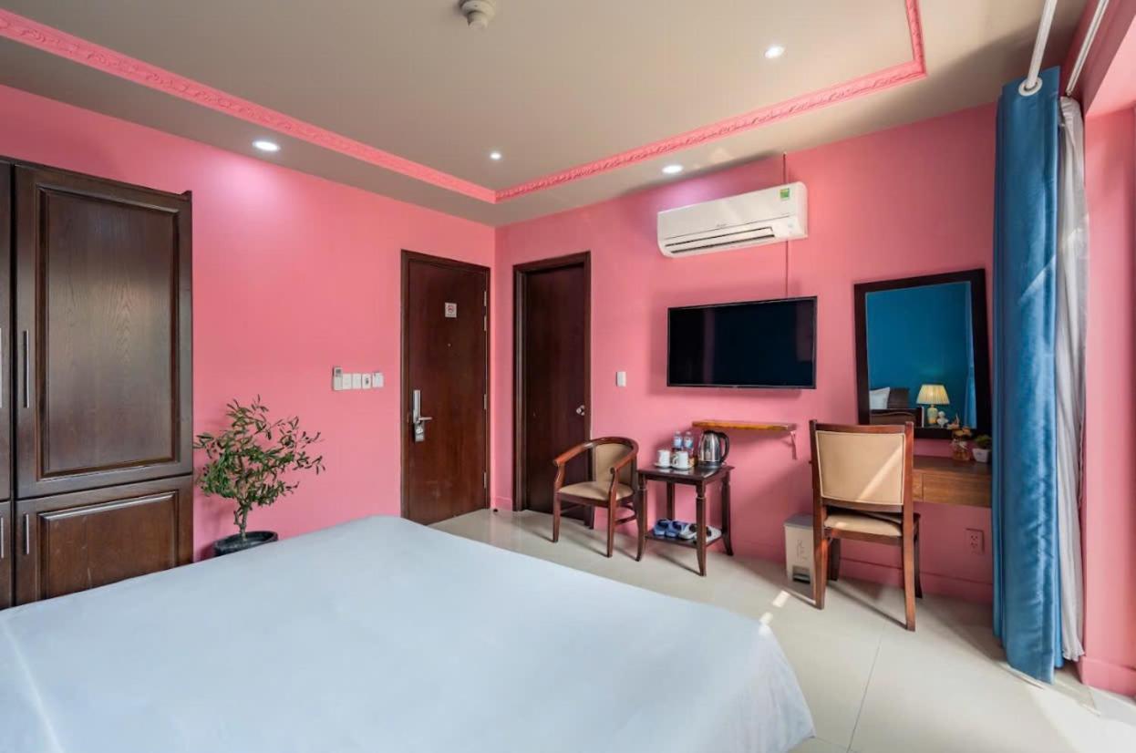 La Serena Hotel & Apartment Ho Chi Minh City Exterior photo